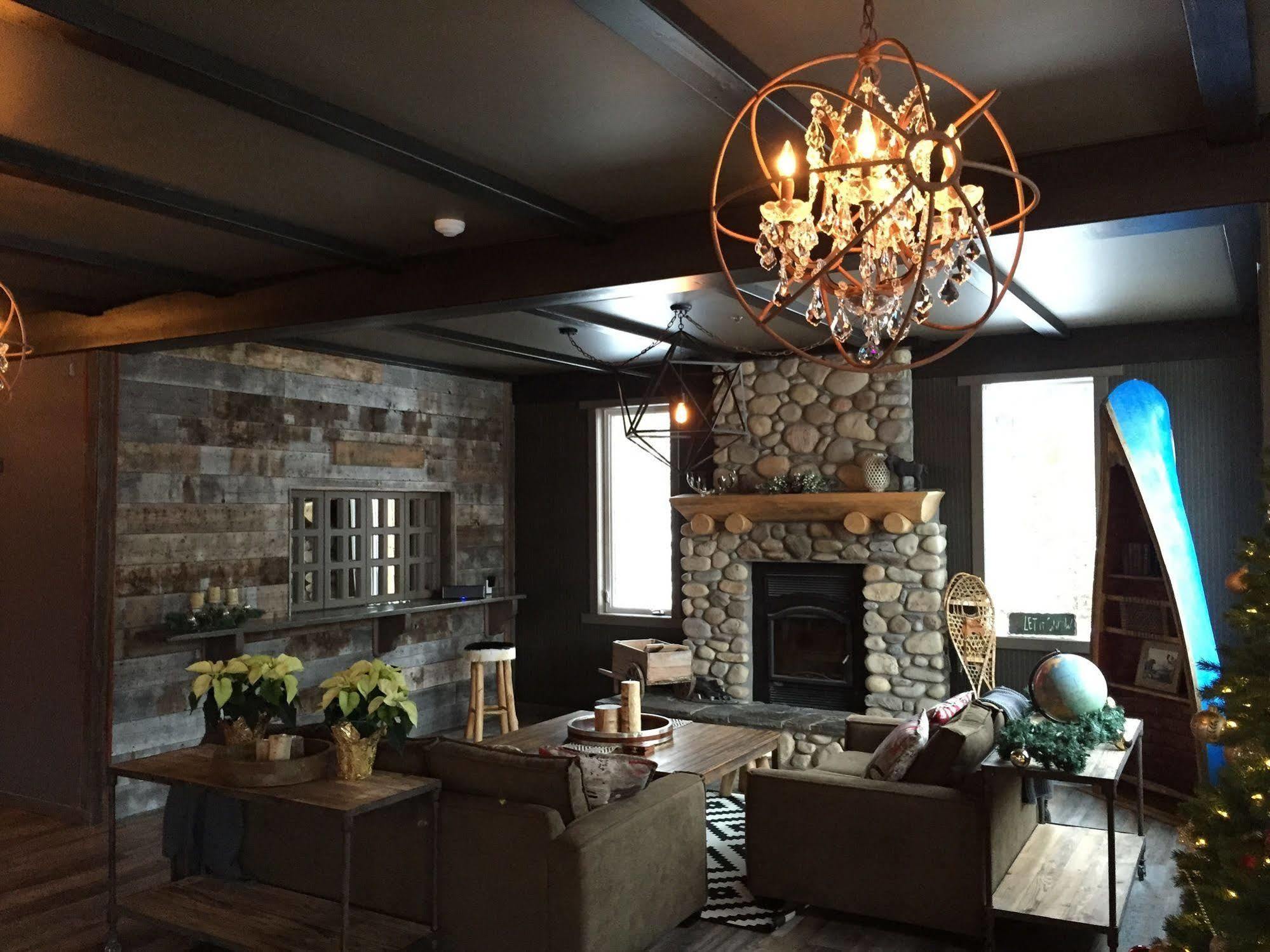 Creekside Villa Канмор Екстериор снимка